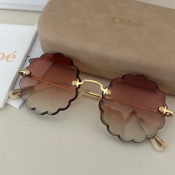 Chloe Sunglasses, New - Picture 12 of 14